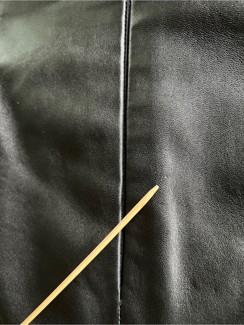 Holt Renfrew Black Leather Pencil Skirt 28” waist - Picture 9 of 11